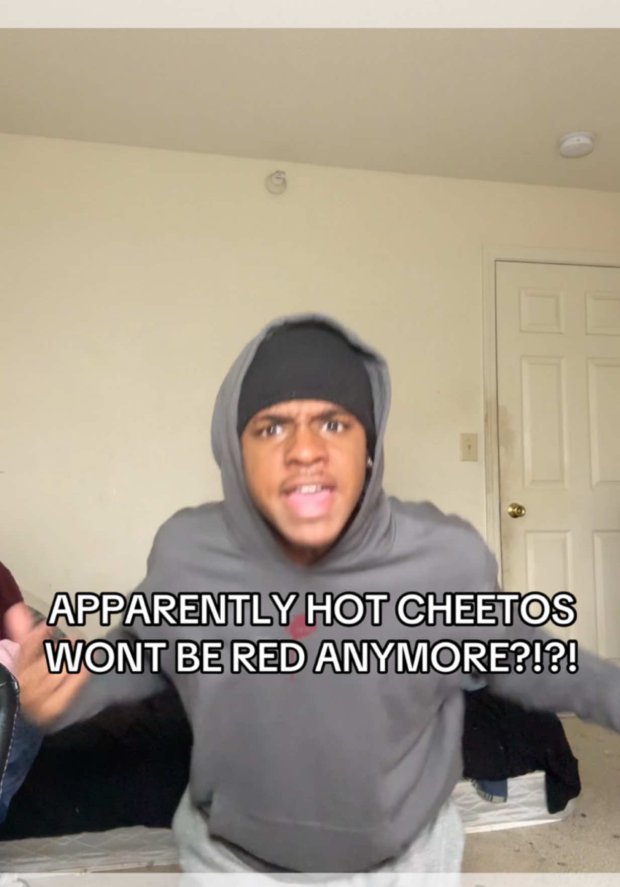 I guess we’re saying goodbye to red 40.. #hotcheetos #red40 #nodye #snacks #doritos 