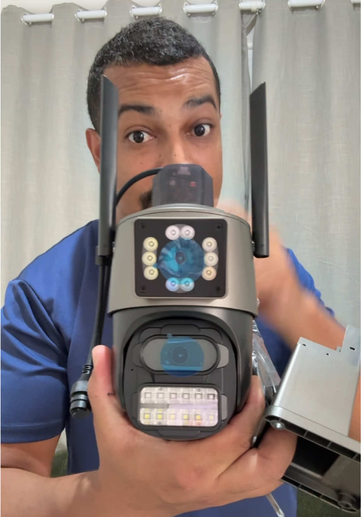 Camera De Segurança 4K Wi-Fi Externa Lente Dupla 2 EM 1 IP66 360° 6mp Sirene Policial À Prova D'água ICSEE #TiktokShop1111BR #TikTokShopBlackFridayBR #cameradesegurança 