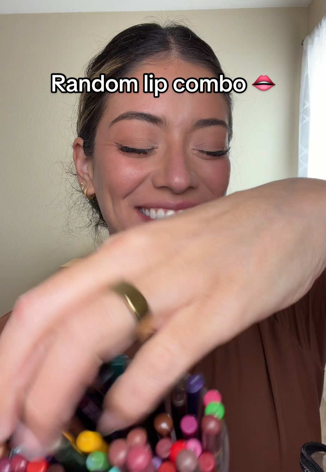 Random lip combo 👄 @makeupforever  @Maybelline NY  @e.l.f. Cosmetics  #lipcombo #randomlipcombo #lipliner #lipgloss #lipstick 