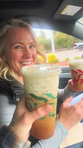 ✨ This is your sign to buy your older woman @Starbucks today ✨@Jamie 🪷 #starbucks #wuhluhwuh #fyp #olderwoman #lesbiansoftiktok 