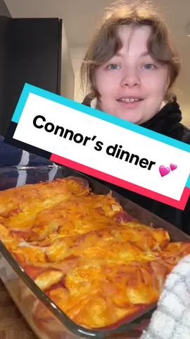 He’ll be taking the rest to work tomorrow 👌🏻💕 #fyp #dishupdinnerwithme #mexicanfood #oldelpaso #DinnerIdeas 