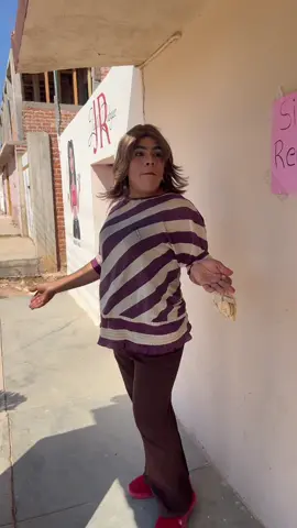 Ya parece desfile de fodongas!! #doñacoco #desfile #humor 