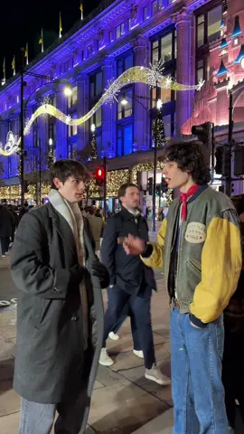 @sombr try not to kiss challenge #oxfordstreet 