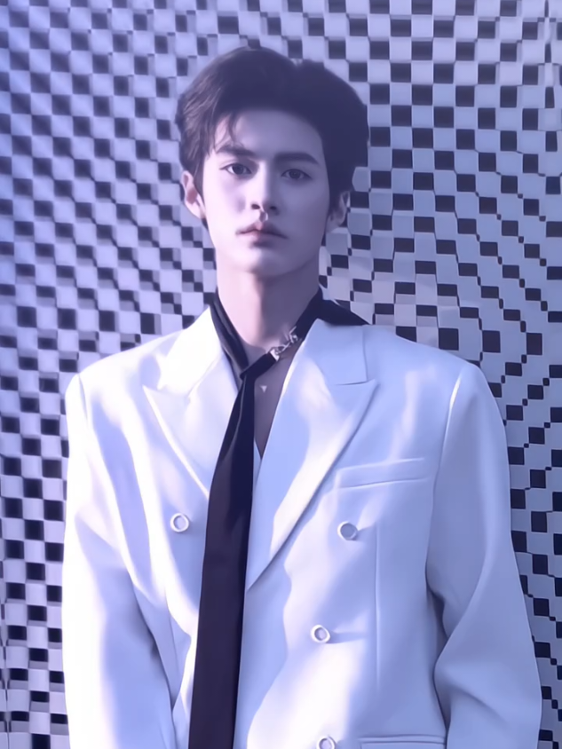 mas berondong😖 #yangpengcheng #aktorchina #shortdrama #chineseboy #foryou 