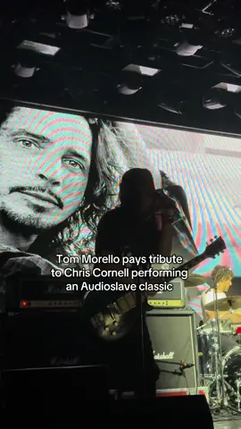 Tom Morello payed tribute to Chris Cornell performing’Like a Stone’ with Carl Restivo on vocals #tommorello #chriscornell #audioslave #likeastone #concerttok @Tom Morello 