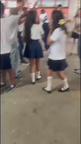 KKKKKKKKKKKKK casei, nota eu rebequinha #foryoupage #casaltiktok #viraltiktok  #entregatiktok #paratiiiiiiiiiiiiiiiiiiiiiiiiiiiiiii  @rebequinha 