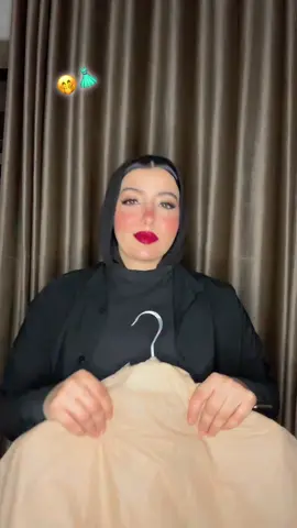 #فستان_بسيط_لكن_انيق 🤭👗            #fyp #foryou #dress #SoOly🧿 