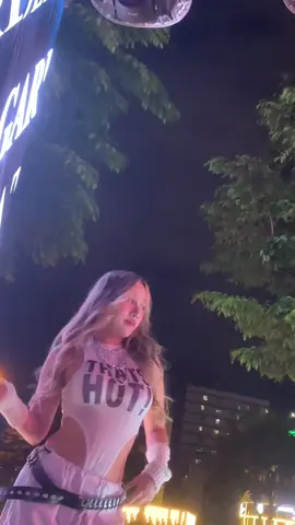 Dance xinh – năng lượng đẹp – vibe chuẩn 303 Garden 🌿 #DANCE #NIGHTLIFE #SAIGON #FYP #CHINA 