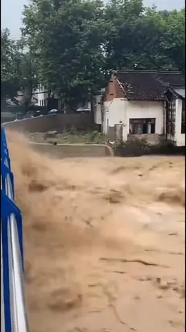 Nay ở nước ngoài đăng có không trời, lời chúc bình an #congchuacuaanh #phongthuy #tinnong #tintuc #binhyen 