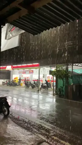 Hujan semaleman #prabumulih 