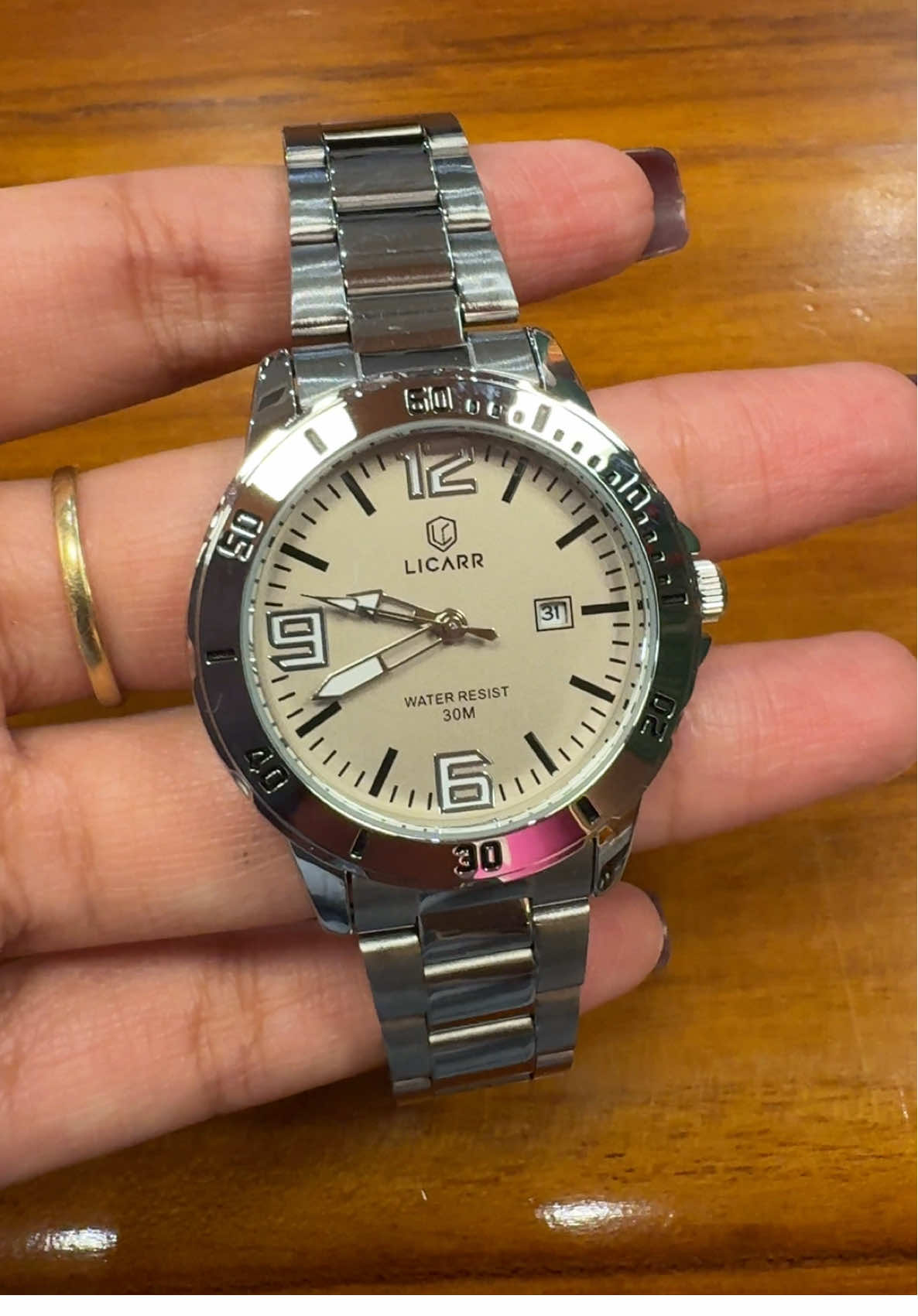 #jamtangan #jamtanganviral #jamtanganmurah #jamtanganoriginal #jamtanganwanita