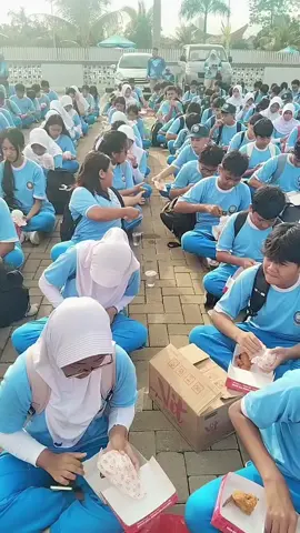 sebelum berenang makan dlu 