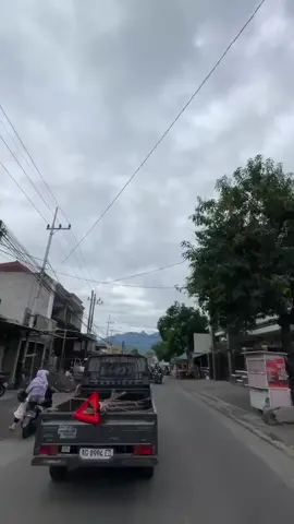 sisih ndi serlok#fyppppppppppppppppppppppp #jombang24jam #barengjombang #hujan #mojounggul 