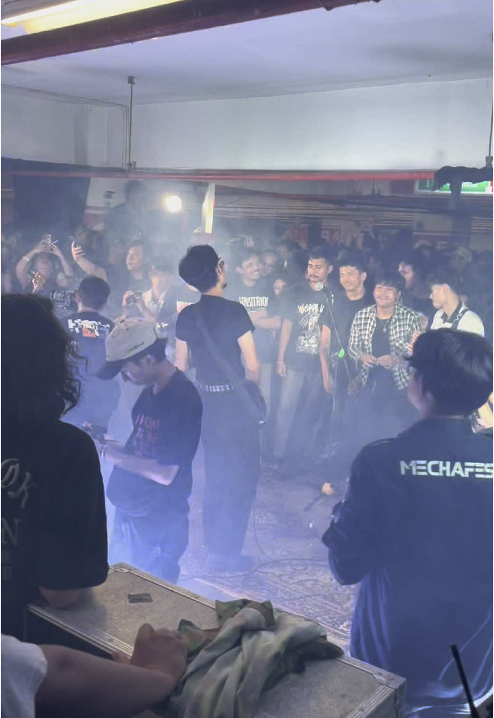 Selamat 10th @Barmy Blokes @Wiki Walroos @Benma sukses terus broku, soyo Blongzzzzz, meledyakkkk 🔥🔥🔥🔥🔥🔥🔥🔥🔥 #gigssolo #gigs #barmy #barmyblokes 