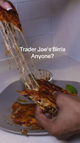 These Trader Joe's Birria Tacos have had me in a chokehold!!! #traderjoesbirria #30minutemeals #birriatacos #traderjoesmusthaves #FoodTok 