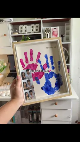 #handpainting #canvaspainting #monthsarydate 