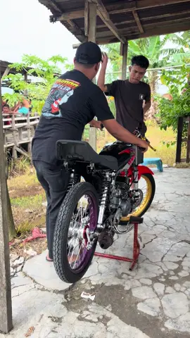 Kingolive  @A2M_Medan  #2takloversindonesia #rxking135cc #rxkingindonesia #knalpotkolongrxking 