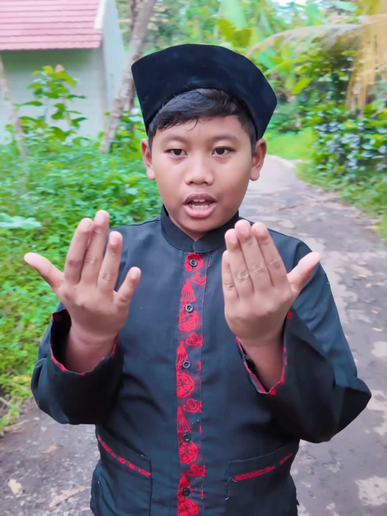 kalau ada hantu lawan pake do'a