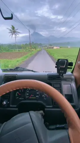 ✨ #drivermuda #fffffffffffyyyyyyyyyyypppppppppppp #masukberandafyp #cantermaniaindonesia #dumptruck 