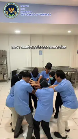 ritual sebelum pemorsian 🤫👀 #mbg #makangizigratis #sppgbarosjayamekar2 #sppg #fyp 