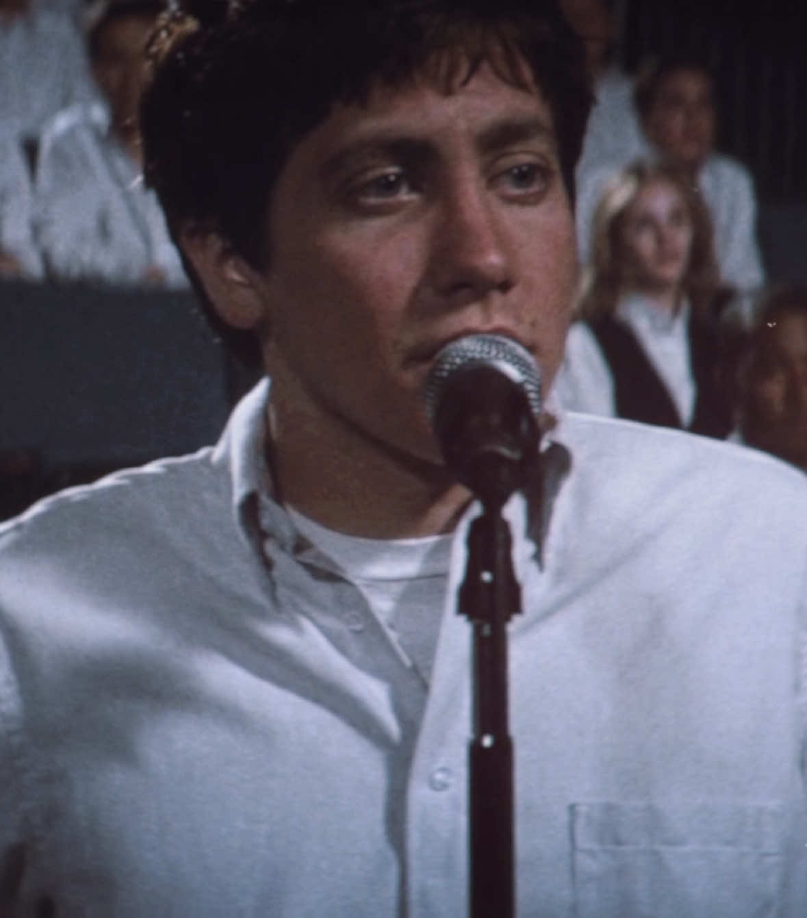 the quality is so khia- anyway.. scp megaawrld  #donniedarkoedit #donniedarko #aestheticedits #fyp #jakegyllenhaaledit  movie: Donnie Darko 2002