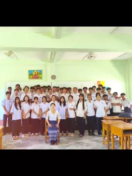 1 school  memory #viral #capcut #creatorsearchinsights #viewတေရှယ်ကျ☹️ #fyp 