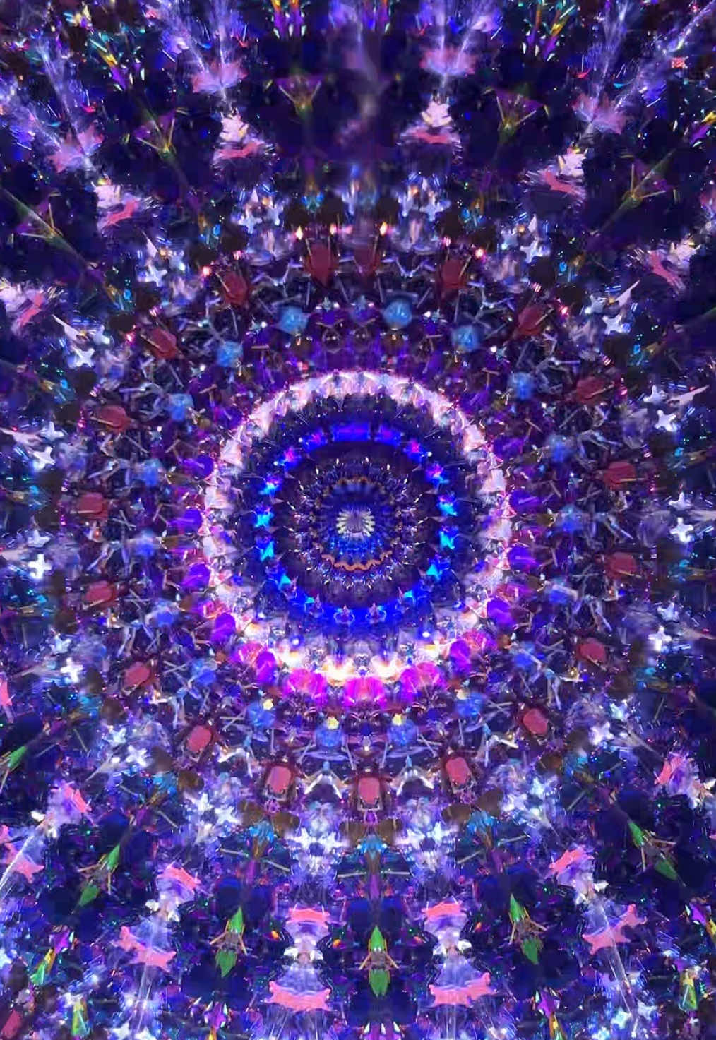 4 different colors kaleidoscope #morlenscope #kaleidoscope #glasskaleidoscope #glitterwand #DIY 