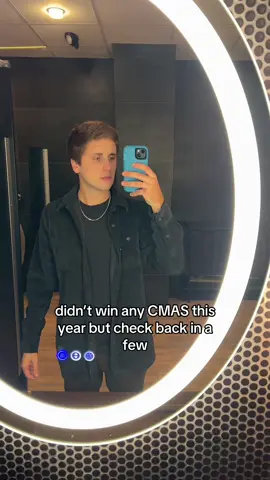 hopefully I can stitch this in a few years #country #cmas #award #singer #mirror 