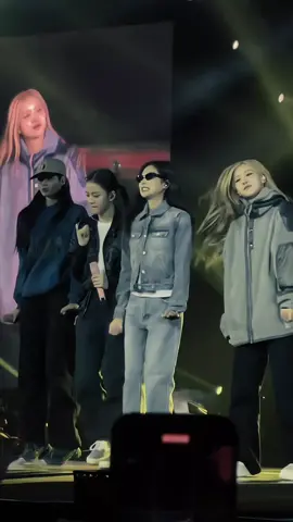 🙌🖤#Lisa #Rose #jennie #Lisa #Jisoo 