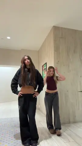 p p p poker faceeee #fyp #utah #dance #sweatset #viral 