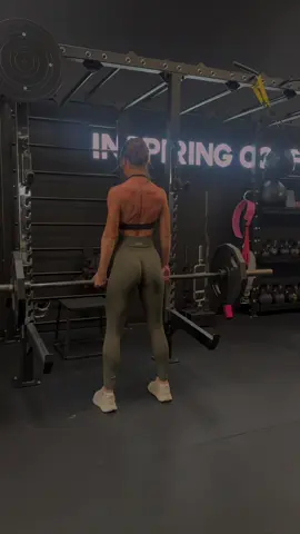 Back Baby 💪🏽 #workout #gym #Fitness 