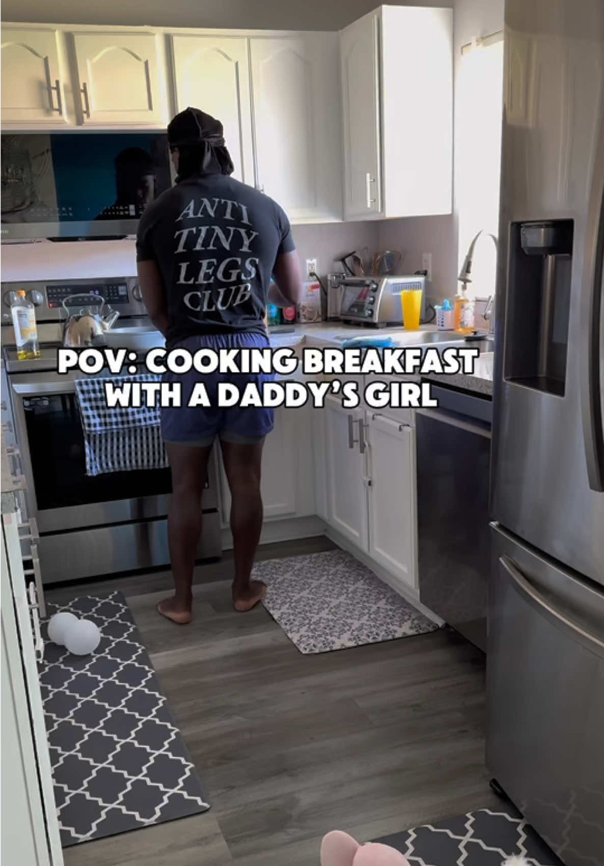 She tells me she wants breakfast but when I start making her breakfast she gets mad at me for focusing on the breakfast and not her. When I tell you everyone wants a daddy’s girl but don’t know how serious it really gets with them, they really don’t play bout you. She wants my attention at all times 😂