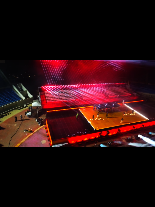 escenarios para el concierto de bad bunny en RD #badbunnyconcert #badbunnypr #dtmfbadbunny #conejomalo #yhlqmdlg 