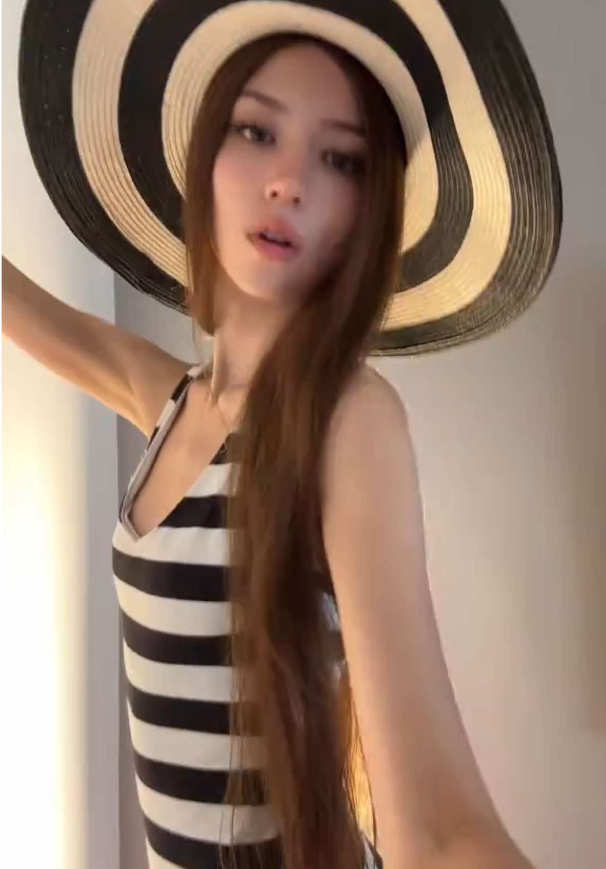 I heard someone ordered a fabulous hat and the twirl combo 