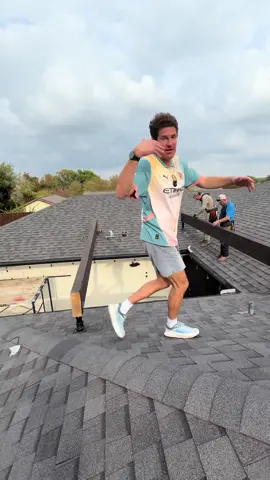 New SkyPoly Pergola in Irving, Tx! 5 SkyLift roof risers. Western red cedar! #pergola #patiocover #skypoly 