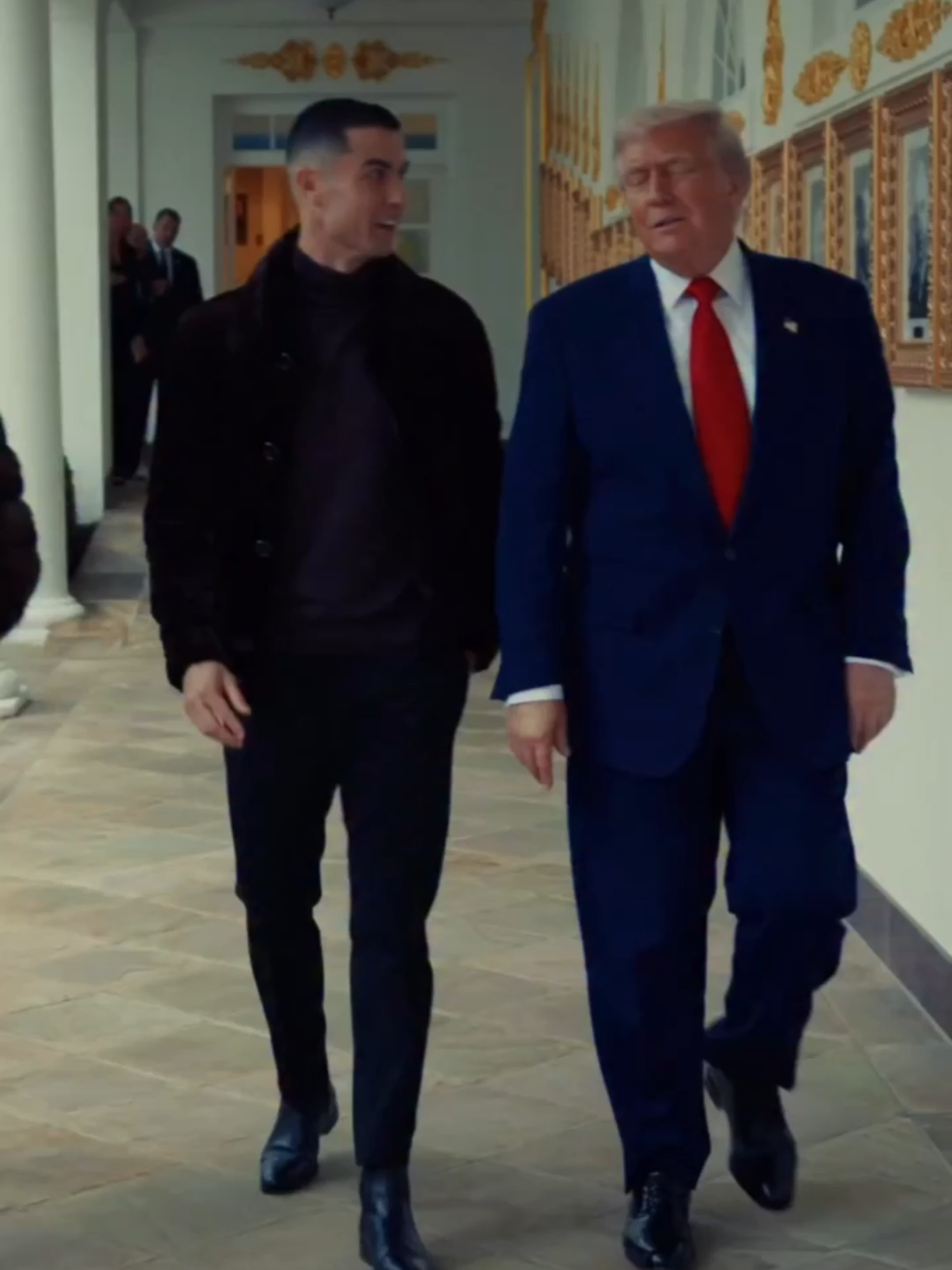 Ronalado Bertemu Donald Trump Di Gedung Putih Amerika #beritabola #infobola #football #cristianoronaldo #ronaldo