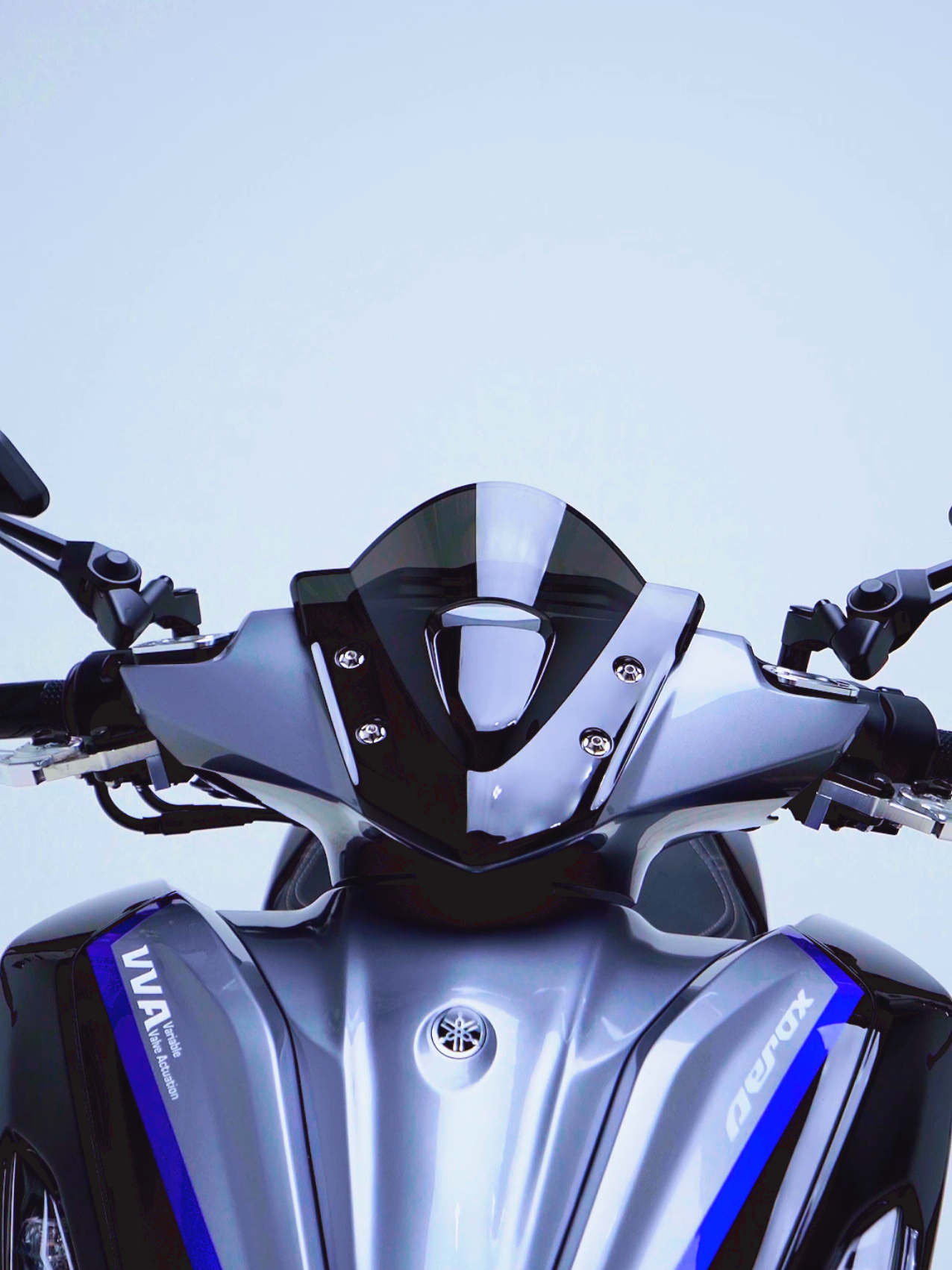 Biar Areox Alpha kamu ngga kelihatan biasa aja, bisa pasang Windshield Speedtex dari Nemo. Desainnya tajam, sporty, dan punya vibe agresif yang langsung bikin motor kelihatan makin sporty. dilengkapi Air Scoop Design biar tampil makin aerodinamis dan beda dari yang lain. ✅️ Bahan Polycarbonate Premium ✅️ Desaim Aerodinamis dengan Air Scoop ✅️ Pemasangan Mudah ✅️ Varian Light Smoke & Dark Smoke #GMAPRODUCTSERIES #NEMO #SPEEDTEX #AEROXALPHA #AEROXTURBO 