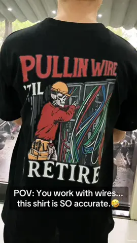 I need this shirt for Christmas #fashion #linmanlife #workshirt #electrician #pullinwiretilliretire 