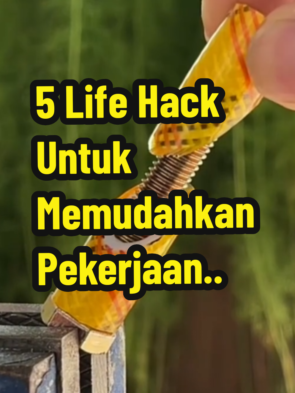Ingin tahu cara membuat hidup lebih mudah dengan trik sederhana? Video ini penuh dengan ide-ide brilian dan solusi DIY yang praktis! Mulai dari cara menghindari tetesan cat saat menyimpan kuas, hingga membuat 