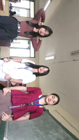 card giving#fyp #trending #dancetrend #followme #kikiyutrending 