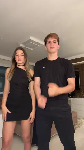 miguel fazendo twerkin no fundo