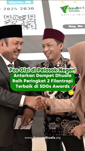 Alhamdulillah, Dompet Dhuafa raih peringkat kedua untuk kategori Filantropi pada Indonesia’s SDGs Action Awards 2025. Penghargaan tersebut diberikan atas konsistensi dan akuntabilitas Dompet Dhuafa dalam mempercepat pencapaian Tujuan Pembangunan Berkelanjutan (SDGs) melalui berbagai program inovatif dan berdampak langsung bagi masyarakat. Salah satu program strategis yang dijalankan adalah Pos Gizi Positive Deviance yang bertujuan meningkatkan kesehatan bayi balita terutama pada bayi balita yang kekurangan Gizi. Sahabat, terima kasih karena sudah terus mendukung Dompet Dhuafa melalui program Pos Gizi.💚 #PosGiziPositiveDeviance #IndonesiasSDGsActionAwards2025 #DompetDhuafa 
