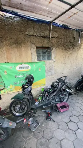 masasih ga pengen #bengkelmotor #nokturnalgangkecil #beatdeluxe #fyp #fypppppppppppppppppp 