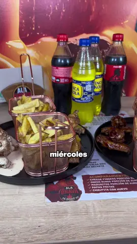 ¡Ala Miércoles a solo S/29.90! 🔥 #Nekros lo sabe 🎤 Los miércoles se disfrutan a lo bravo 😎🍗 Ven con tu gente y comparte: 🍗 16 alitas 🍟 4 papas personales 🥤 4 bebidas ¡todas las cremas que quieras! 💥 Todo esto para disfrutar cada miércoles en: 📍 Calle Manuel Irribaren 824 (cruce con Angamos) – Surquillo 📞 Info: 957 369 740 👉 Porque los miércoles también se saborean A lo Bravo 💪