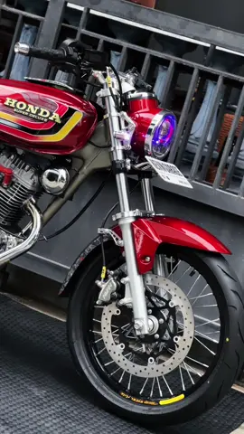 Isuk isuk ngopi Nyawang Sek Abang Abang menyala wii🔥🔥 #kevinproject #kevincb #Garagekevin #kevingarage #cbindonesia 