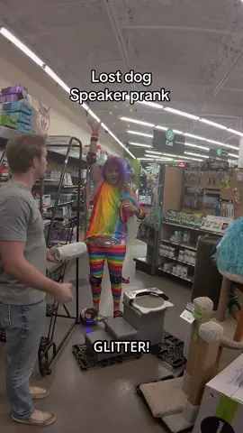 Lost dog speaker prank GLITTER  #petstore #speaker 