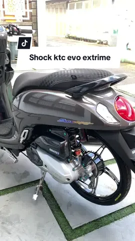 Membalas @2011 cek di atas bosq👆🏻 #scoopytitan  #stylevietnam🇻🇳 