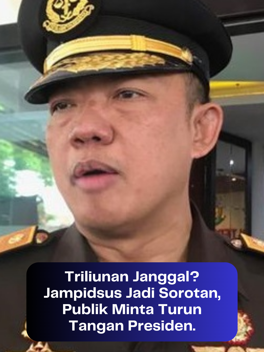 Koalisi Sipil Desak Presiden Turun Ungakap Kasus Jampidsus Publik turun ke jalan. Dua kasus besar, angka triliunan, dan banyak kejanggalan yang belum dijelaskan. Mereka menuntut Presiden tegas mengevaluasi seluruh proses penanganan perkara di jajaran Jampidsus. Tidak ada yang kebal. Tidak boleh ada ruang gelap dalam penegakan hukum. Transparansi adalah hak rakyat.” #MonasMemanas #KejaksaanAgung #DesakTransparansi #KoalisiSipilAntiKorupsi #PresidenTegas #HukumUntukRakyat #InvestigasiPublik