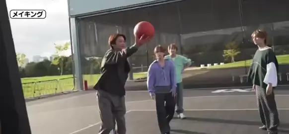 やることすること可愛い🙌🏻︎‪💕 #heysayjump #山田涼介 #知念侑李 #有岡大貴 #伊野尾慧 #髙木雄也 #八乙女光 #薮宏太 