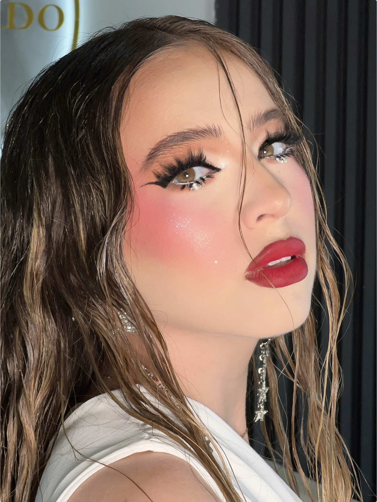 ❤️‍🔥💋🔥💧 Insta: @itzelpintadomekup Síganme en insta, estoy más activa por ahí🙈🙈 #pintado #redlips #inspomakeup #wetlook #shein 